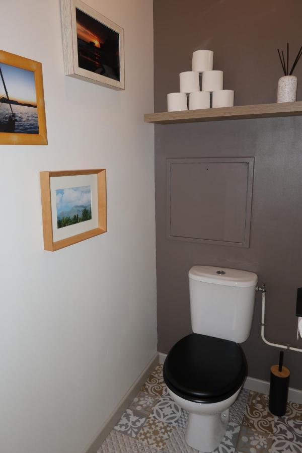 Charmant 2 Pieces Proche D Honfleur, Piscine En Saison, Parking Gratuit, Wifi Équemauville Esterno foto