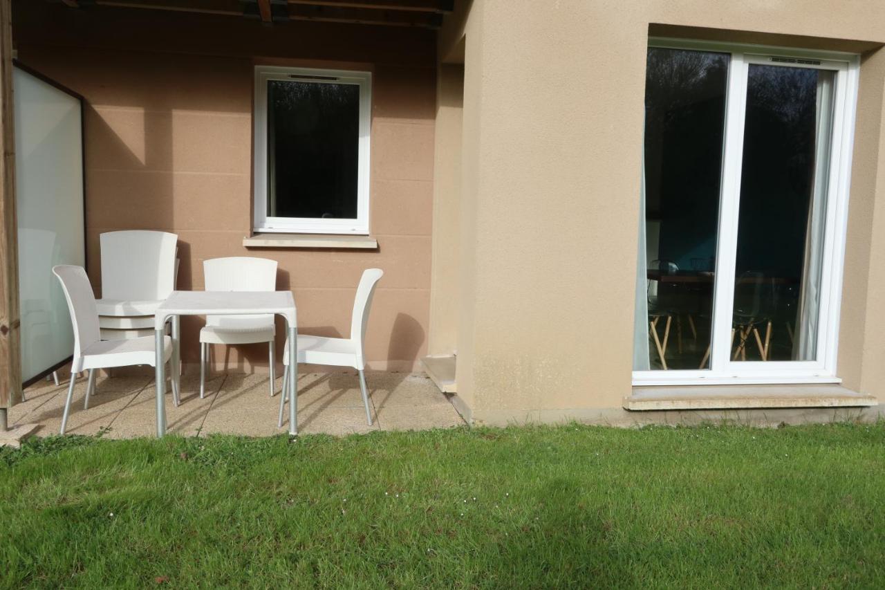Charmant 2 Pieces Proche D Honfleur, Piscine En Saison, Parking Gratuit, Wifi Équemauville Esterno foto