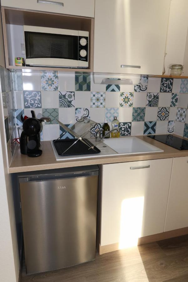 Charmant 2 Pieces Proche D Honfleur, Piscine En Saison, Parking Gratuit, Wifi Équemauville Esterno foto